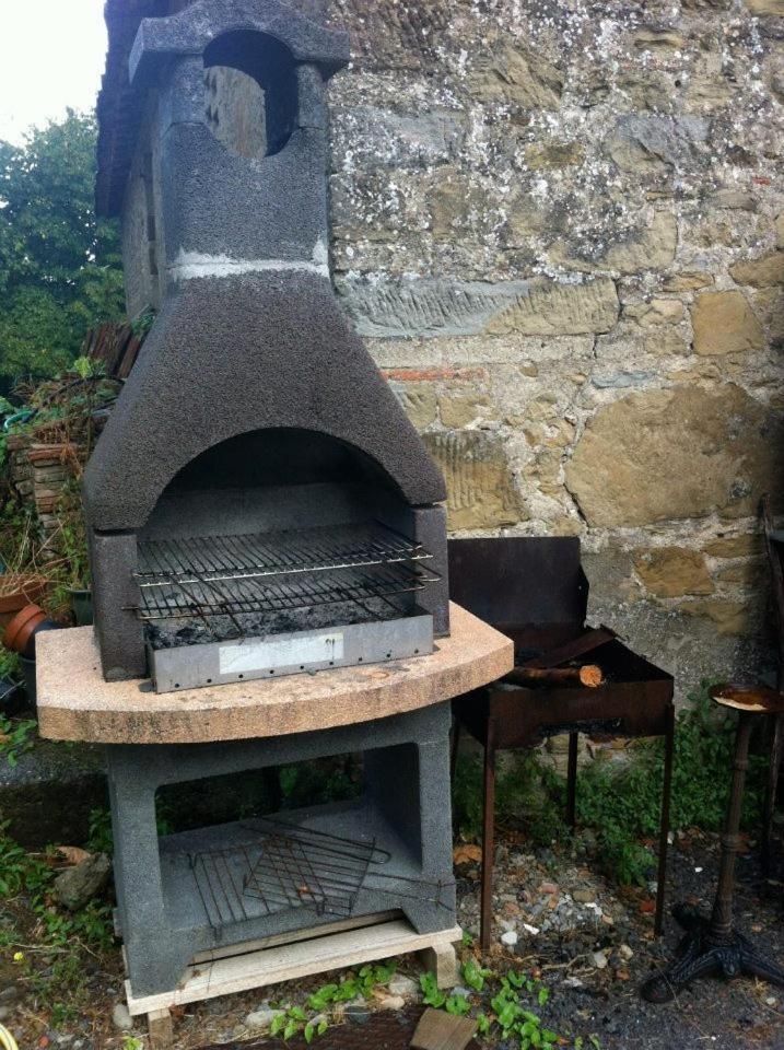 Willa Agriturismo Il Palazzaccio Galliano Zewnętrze zdjęcie